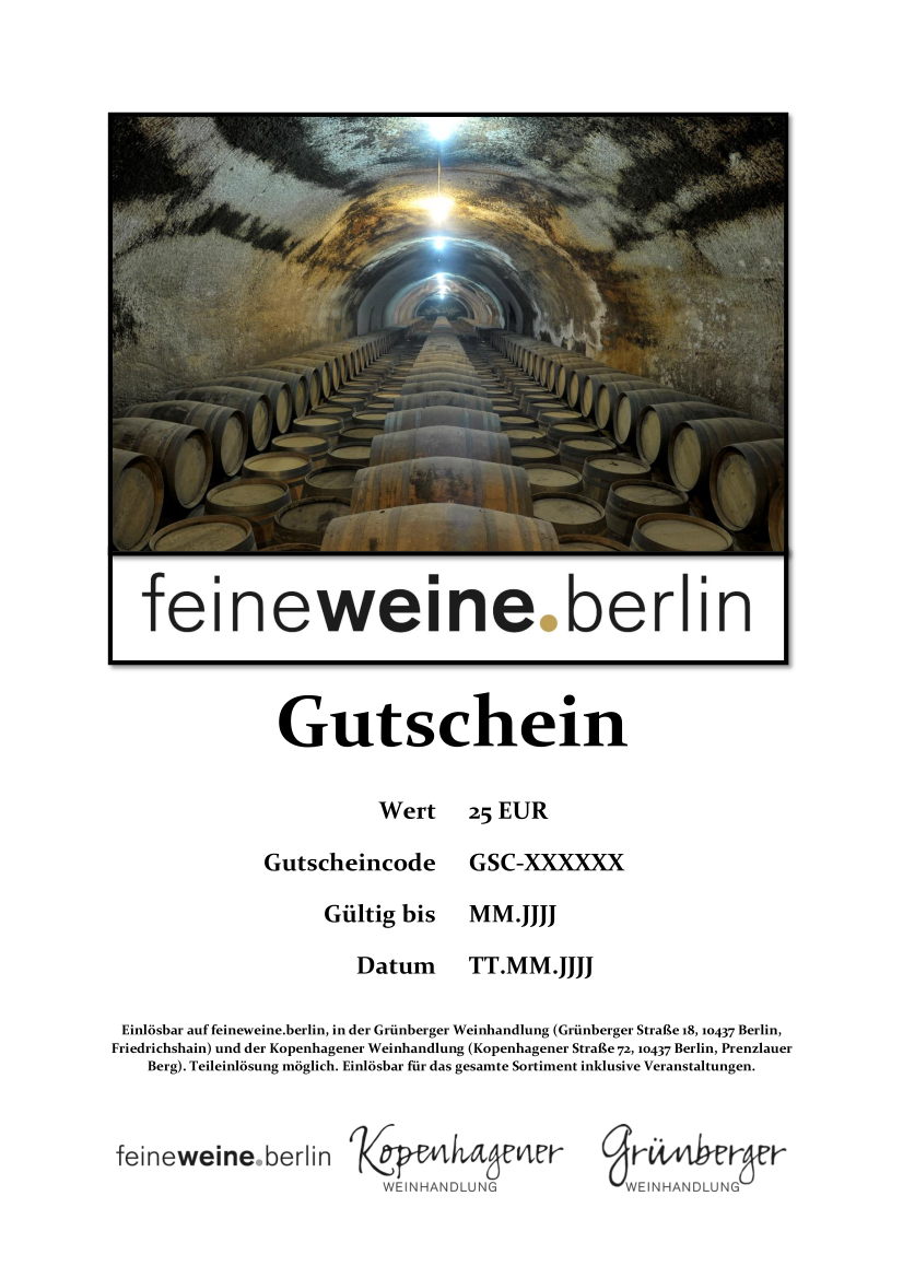 25 Euro Gutschein mit Weinfässern in einem langen Weinkeller als Bild